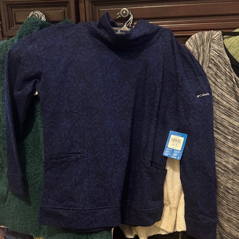 Columbia Navy Patterned Fleece Pullover